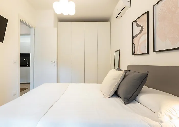 Urban Oasis With 30 Mq Patio And Free Garage *