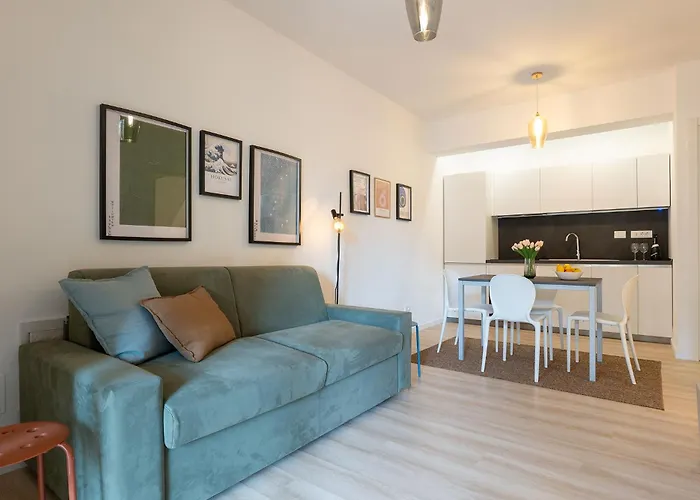 Urban Oasis With 30 Mq Patio And Free Garage Rome