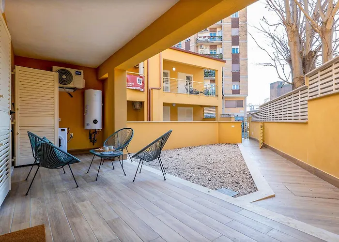 Urban Oasis With Patio Labicana Near Termini Apartamento *
